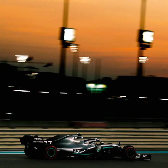 GP Abu Dhabi 2019-FP2: Mercedes velocissima, Ferrari insegue...