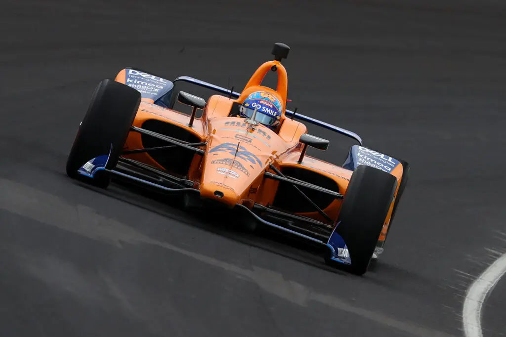 Alonso non cavalca l'Honda a Indianapolis