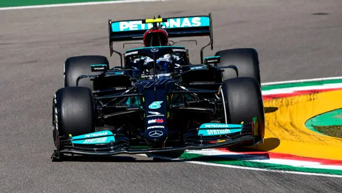 Mercedes - Red Bull: è scontro totale sulle flexi-wings. Ma entrambe hanno ragione