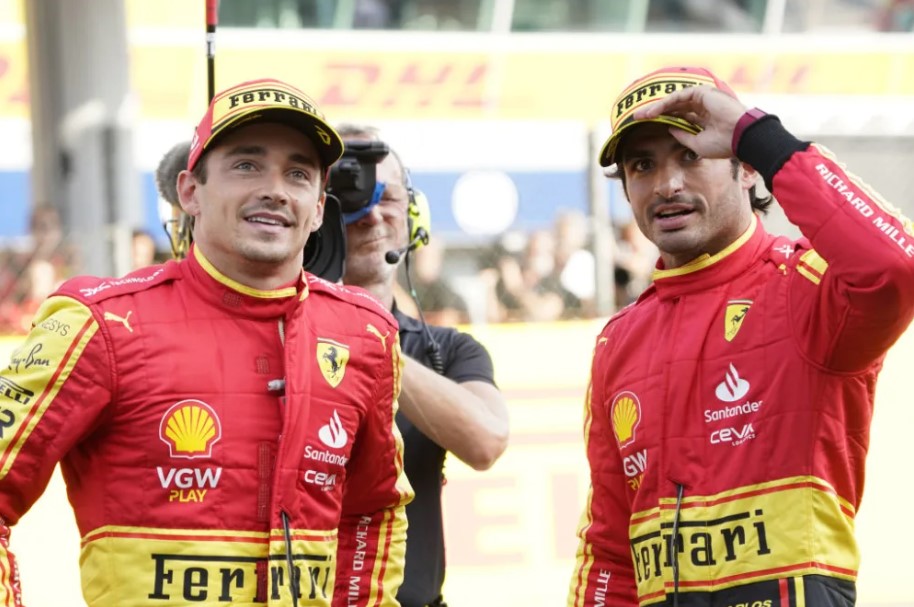 Berretto Team bambino Carlos Sainz 2022 - Scuderia Ferrari