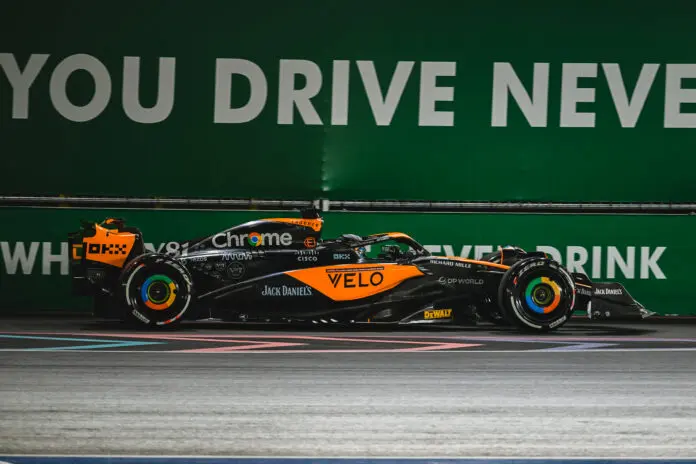 McLaren MCL60