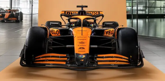 McLaren MCL38